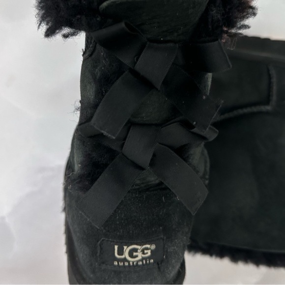 Ugg Bailey Bow Short Boots - Picture 7 of 10
